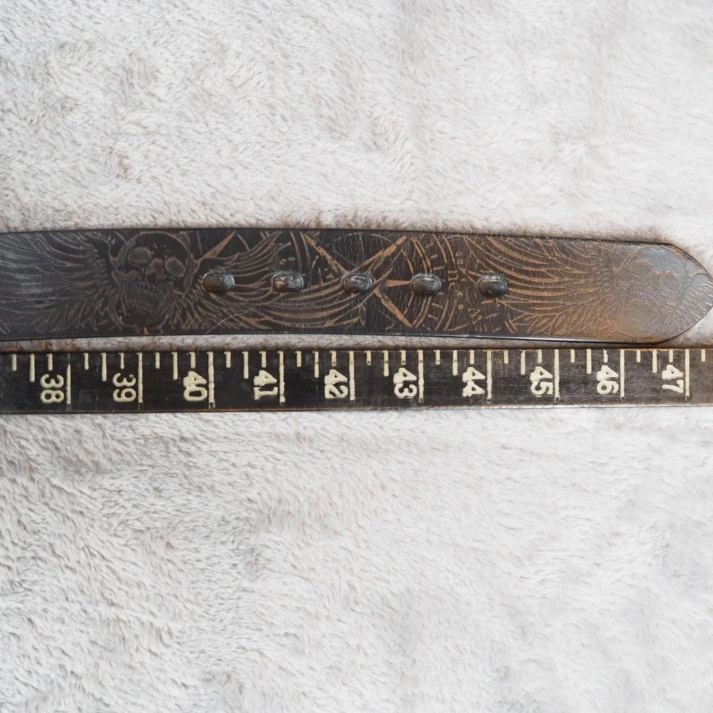 Y2k Style Mens Sz 42 Tooled Leather Belt‎ Screaming Skulls Wings Compass